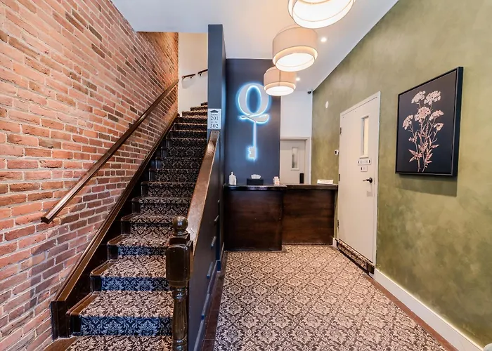 Self Check-In Boutique Hotel - Quartier Latin - Room 202 Montreal